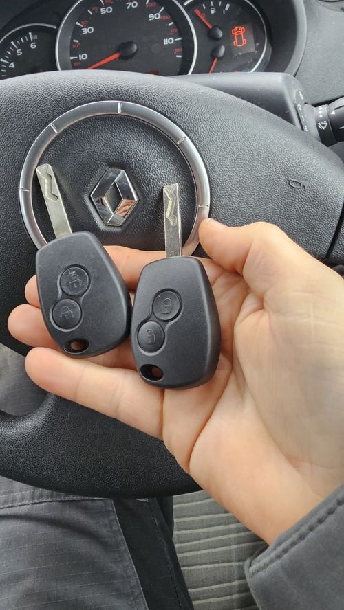 Renault Kango flip key (spare key) by Lock City in Bathavon South