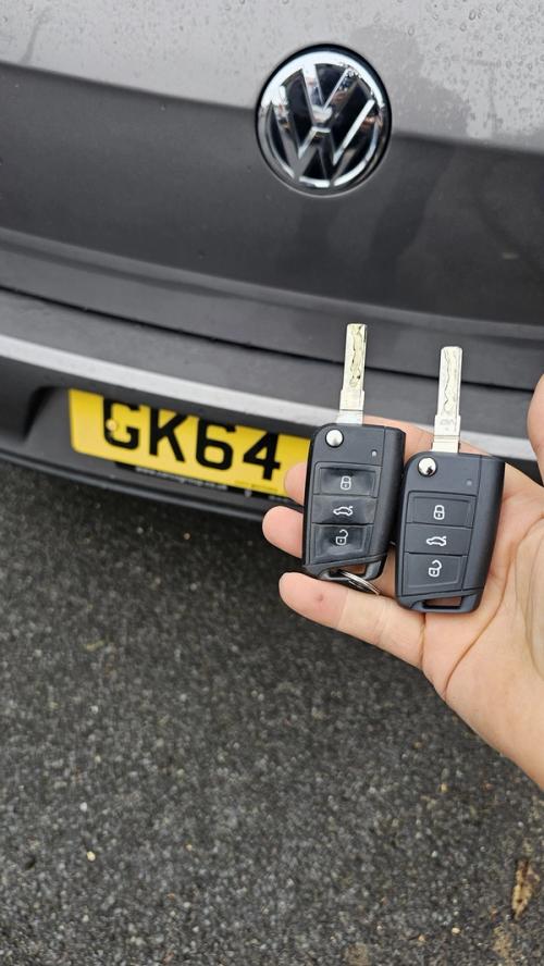 VW Golf flip key replaced by a Lock City locksmith in Twerton & Whiteway