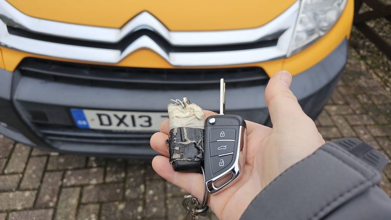 Citroen Dispatch flip key (replacement) by Lock City in Nailsea Yeo