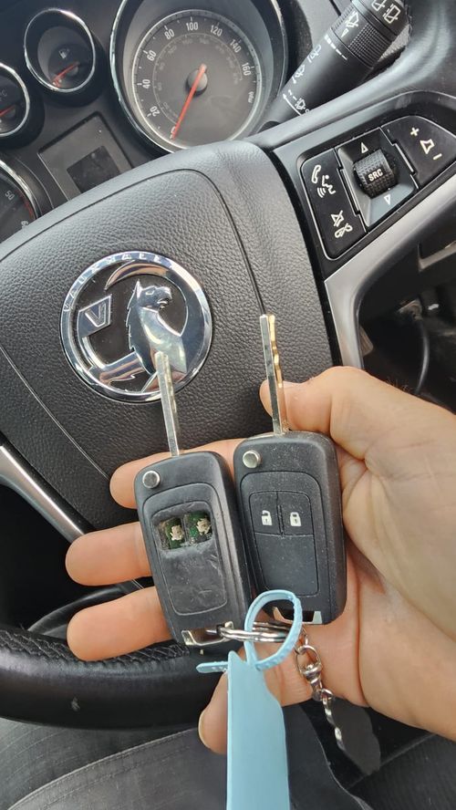 Vauxhall Insignia flip key (replacement) by Lock City in Frampton Cotterell