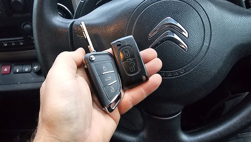 Citroen Berlingo flip key (spare key) by Lock City in Windmill Hill