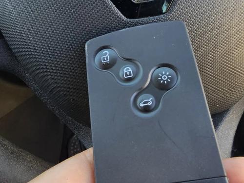 Renault Clio flip key by Lock City in Newbridge