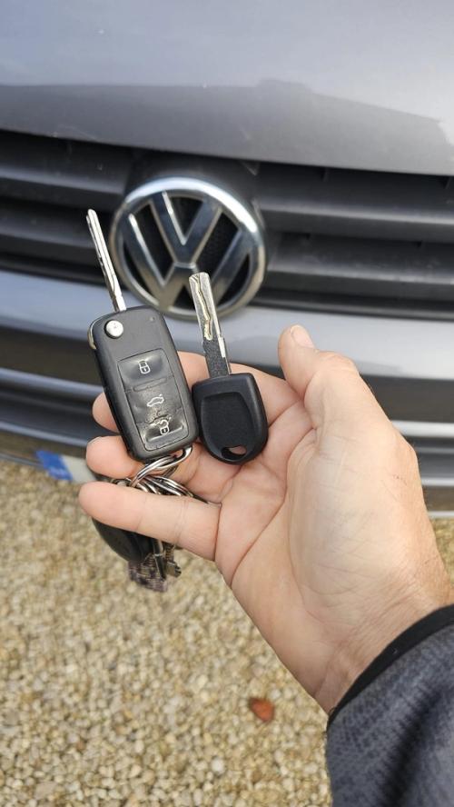 VW Transporter chip key replaced by a Lock City locksmith in Bath
