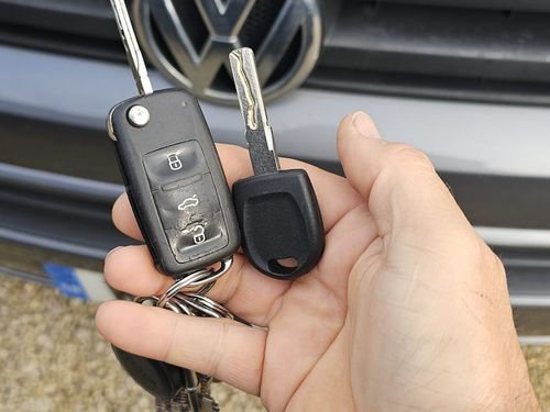VW Transporter chip key replaced by a Lock City locksmith in Bath