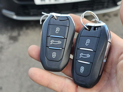Jeep Avenger chip key (spare key) by Lock City in Wrington