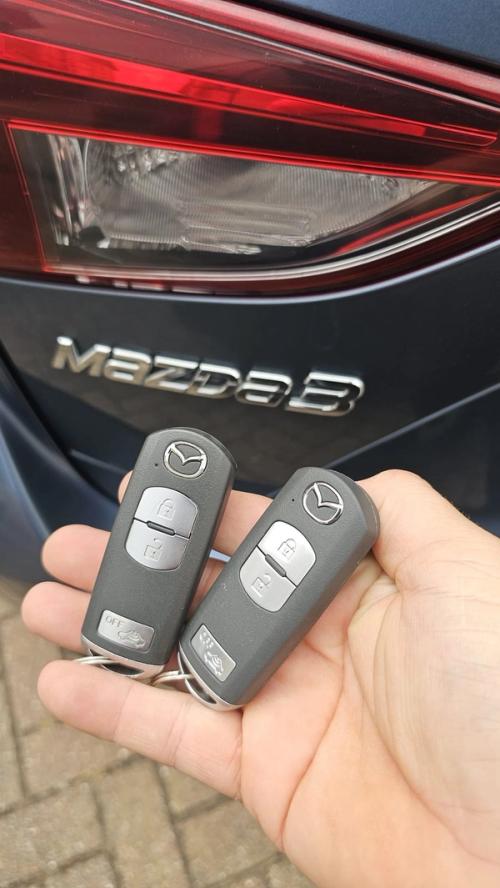 Mazda 3 flip key replaced by a Lock City locksmith in Bristol