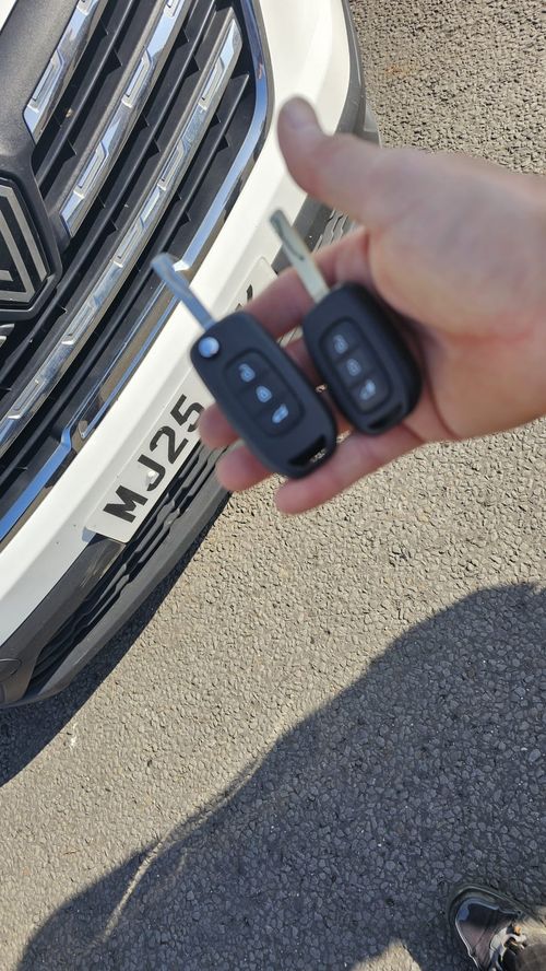 Renault Trafic flip key (spare key) by Lock City in Hanham