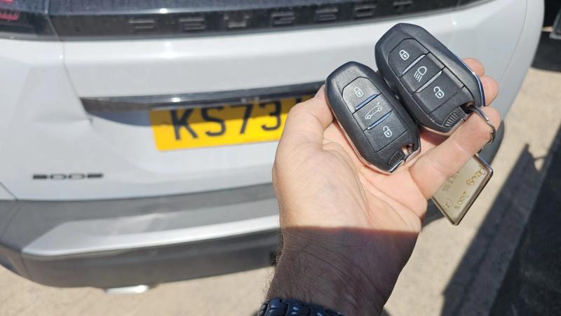 Peugeot 2008 flip key (spare key) by Lock City in Wrington
