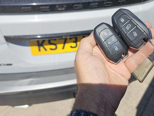 Peugeot 2008 flip key (spare key) by Lock City in Wrington