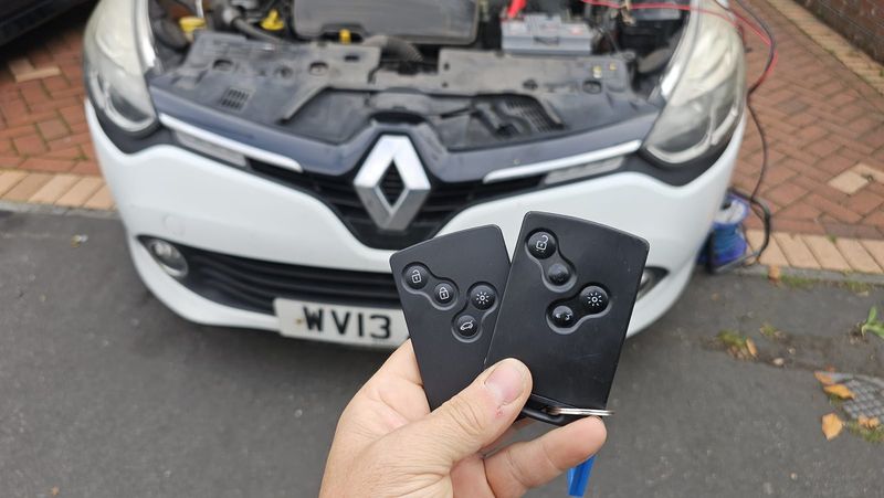 Renault Clio flip key (spare key) by Lock City in Bedminster
