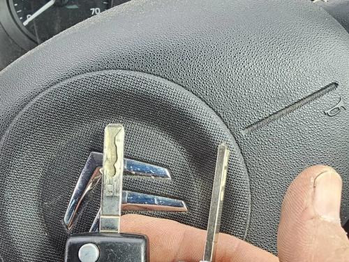 Citroen Berlingo flip key replaced by a Lock City locksmith in Keynsham