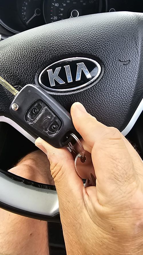 Kia Picanto flip key (spare key) by Lock City in Hanham