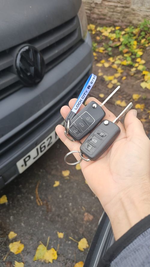VW Transporter flip key (spare key) by Lock City in Winterbourne