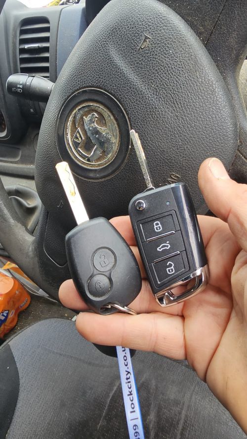 Vauxhall Vivaro flip key (spare key) by Lock City in Mendip