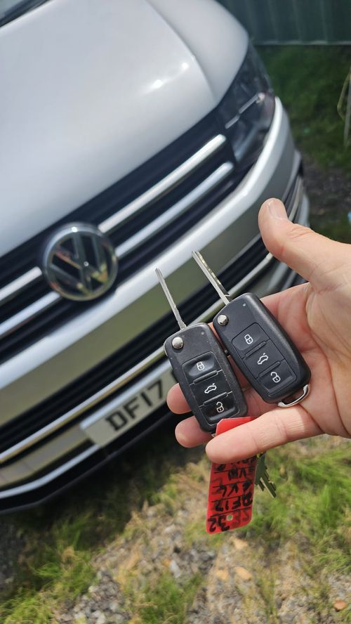 VW Transporter flip key (spare key) by Lock City in Boyd Valley