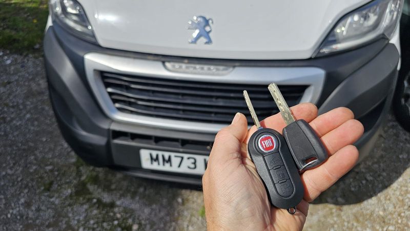 Peugeot Boxer flip key (spare key) by Lock City in Lawrence Hill