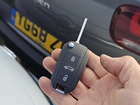 Citroen C4 flip key replaced by a Lock City locksmith in Nailsea