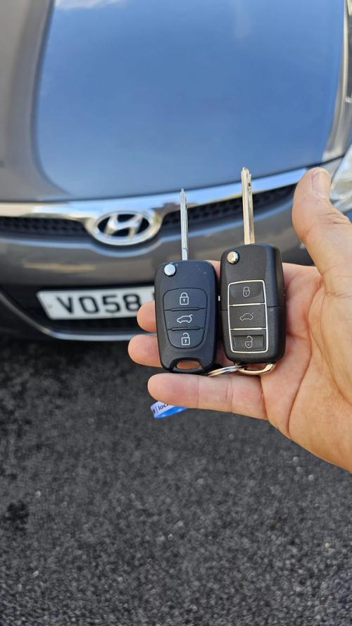 Hyundai I30 flip key (spare key) by Lock City in Keynsham North