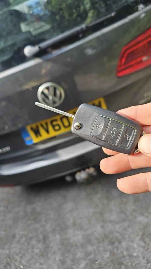VW Touran flip key (all keys lost) by Lock City in Peasedown