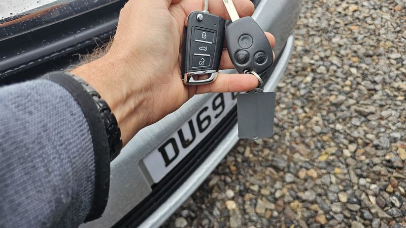 Vauxhall Vivaro flip key (spare key) by Lock City in Publow & Whitchurch