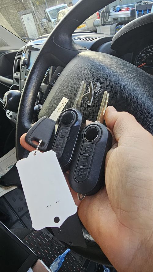 Peugeot Boxer flip key (spare key) by Lock City in Publow & Whitchurch