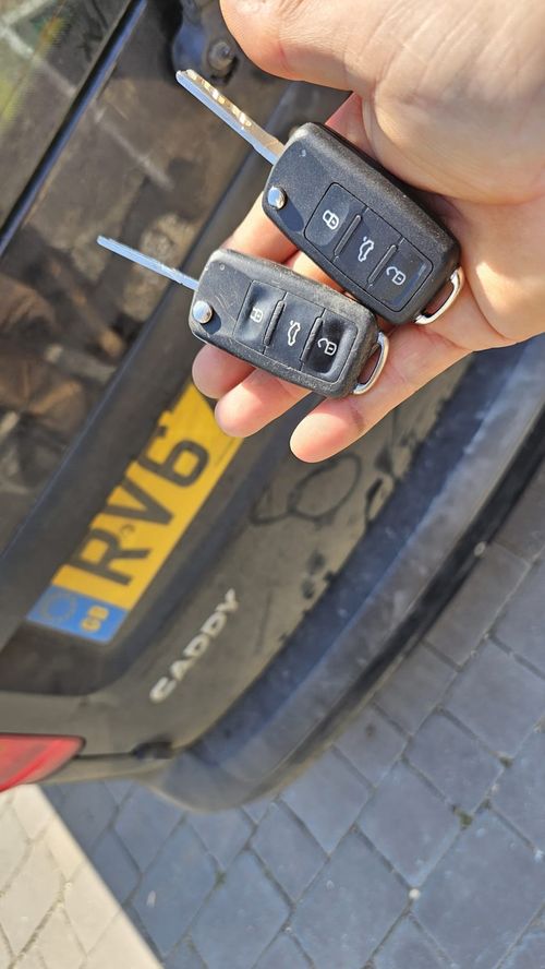 VW Caddy flip key (spare key) by Lock City in Keynsham East