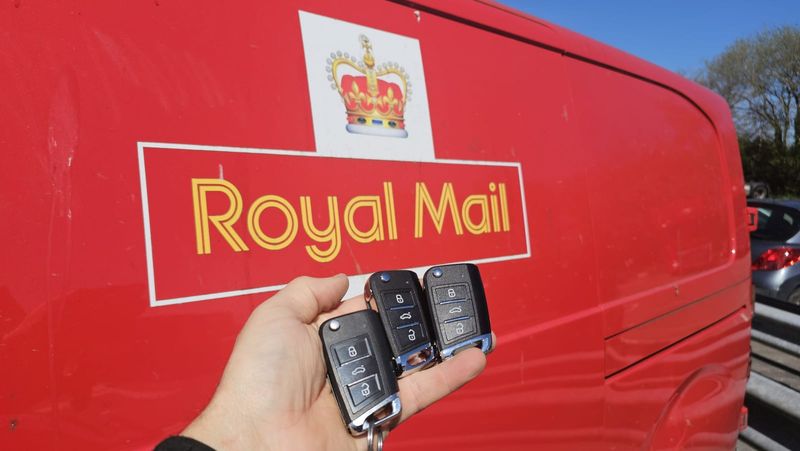 Peugeot Expert flip key (spare key) by Lock City in Filton