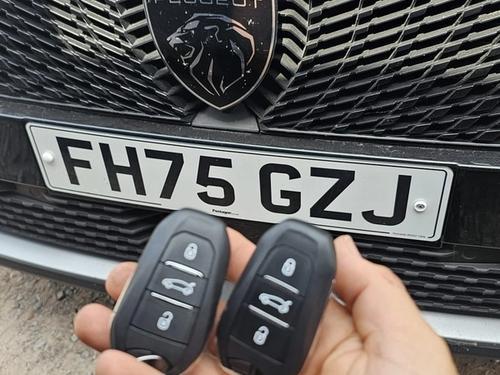Peugeot 5008 flip key (spare key) by Lock City in Lawrence Hill