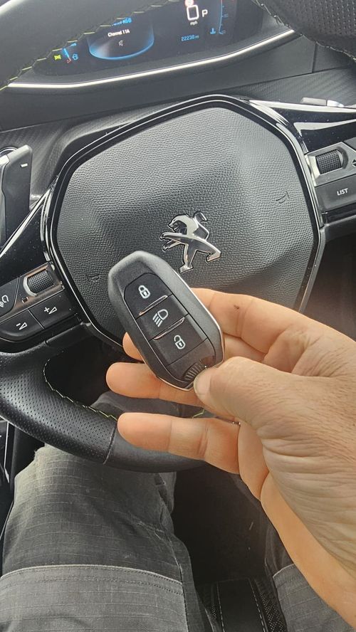 Peugeot 208 flip key (spare key) by Lock City in Backwell