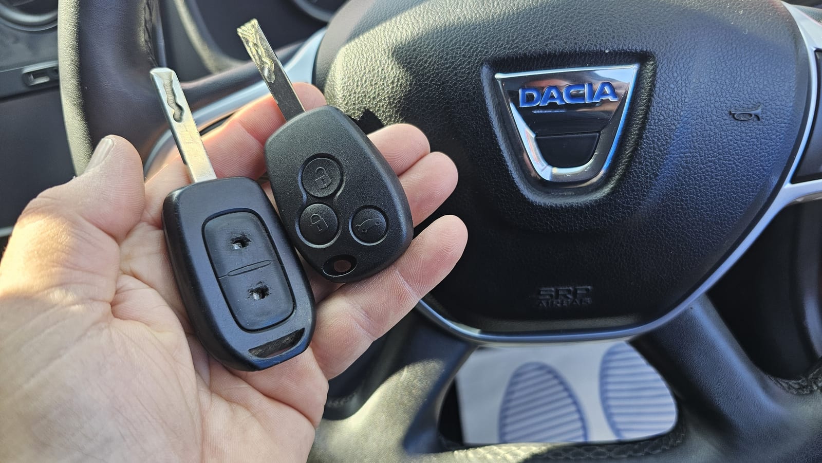 Dacia Logan flip key replaced by a Lock City locksmith in Bath