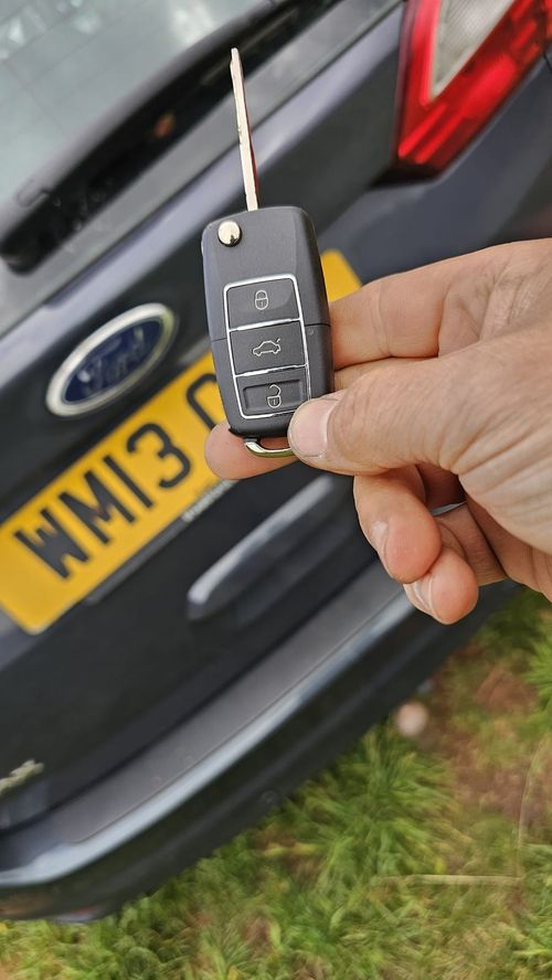Ford CMax car key (all keys lost) by Lock City in Long Ashton