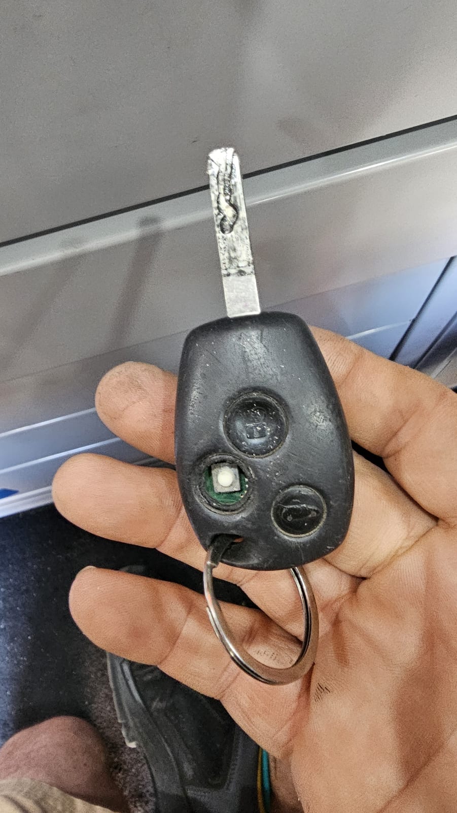 Vauxhall Vivaro chip key by Lock City in Brislington East