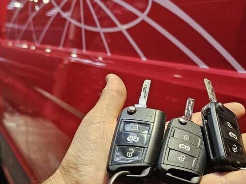 VW Crafter flip key replaced by a Lock City locksmith