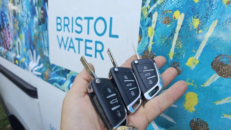 Peugeot Expert flip key (spare key) by Lock City in Bishopsworth