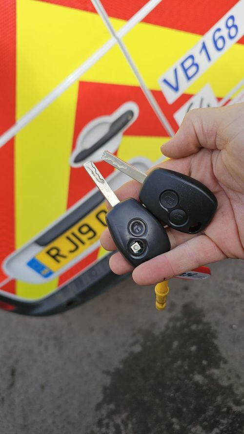 Renault Kango flip key (spare key) by Lock City in Bishopsworth