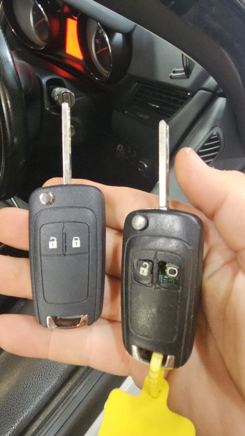 Vauxhall Zafira flip key by Lock City in Kingswood