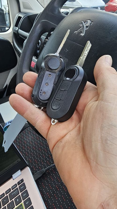 Peugeot Boxer flip key (spare key) by Lock City in Boyd Valley