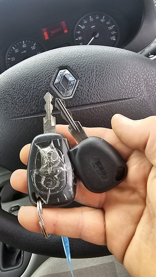 Renault Kango chip key (spare key) by Lock City in Bathavon South