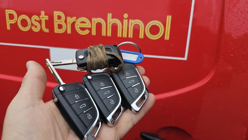 Peugeot Partner flip key replaced by a Lock City locksmith in Filton