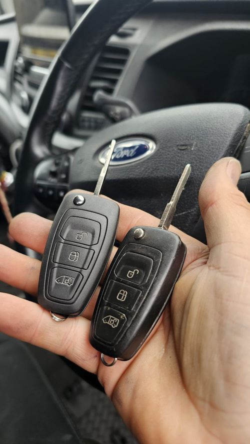 Ford Custom remote-head key (spare key) by Lock City in Ringland