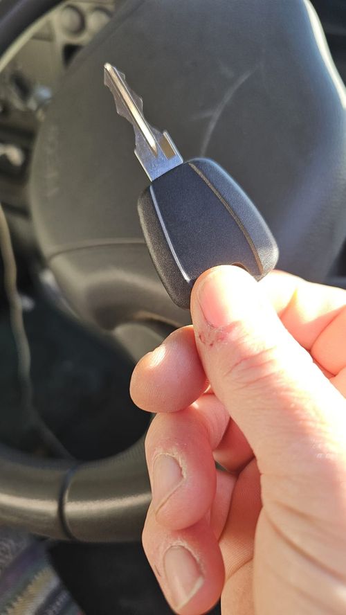 Iveco Daily chip key (all keys lost) by Lock City in Radstock