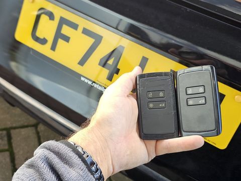 Renault Clio flip key replaced by a Lock City locksmith in Brislington West
