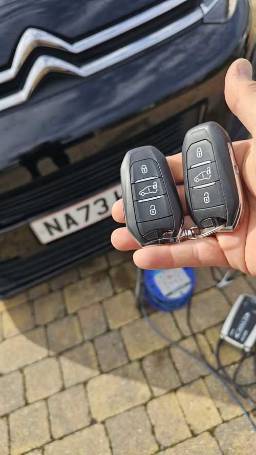 Citroen Dispatch flip key (spare key) by Lock City in Hutton & Locking