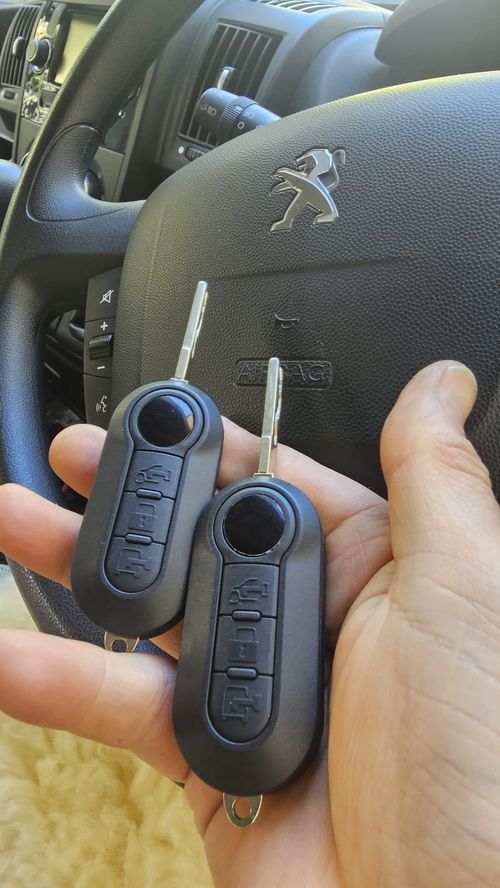 Peugeot Boxer flip key (all keys lost) by Lock City in Weston