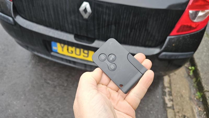 Renault Clio flip key by Lock City in St George Central