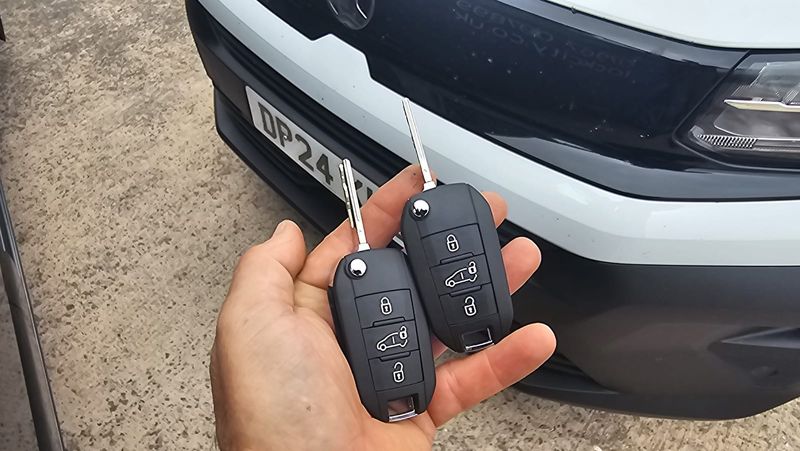 Vauxhall Combo flip key (spare key) by Lock City in Lliswerry