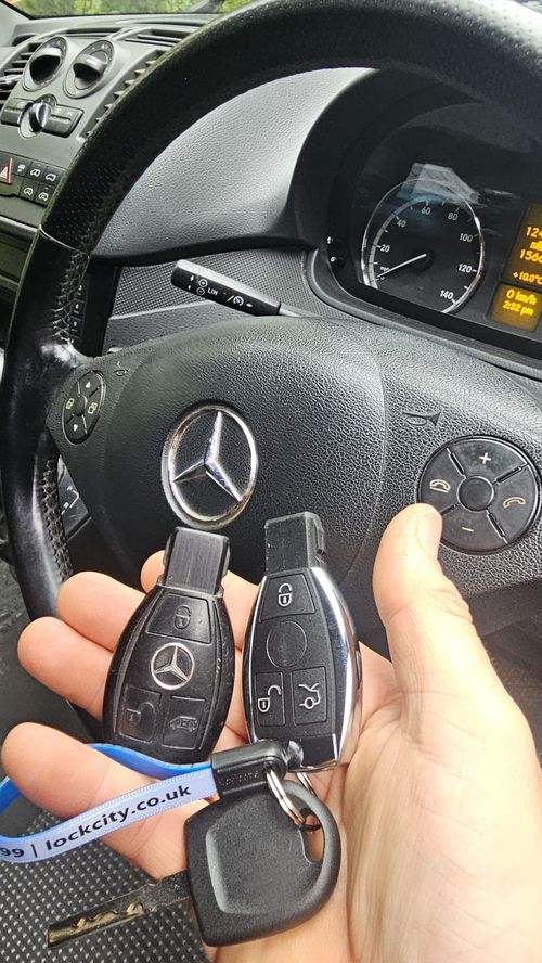 Mercedes Vito remote key (spare key) by Lock City in Hanham
