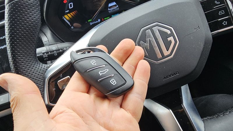 MG ZS flip key (spare key) by Lock City in Southville
