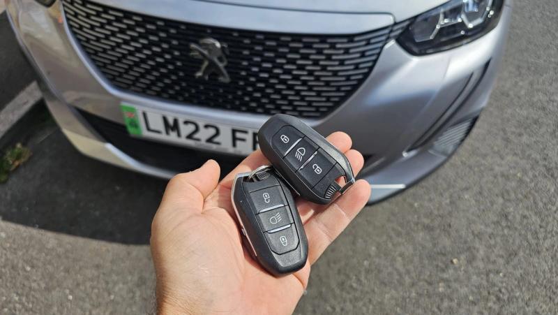 Peugeot 2008 flip key (spare key) by Lock City in Moorlands