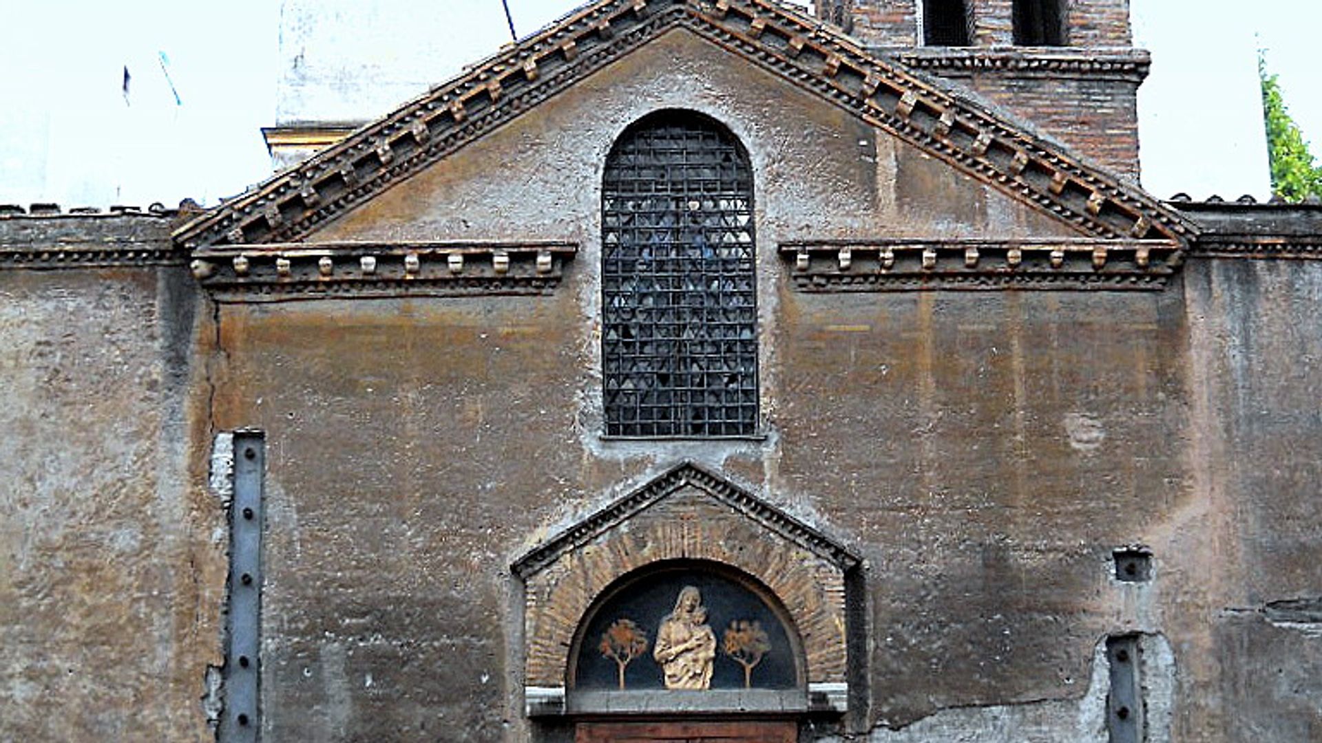 Hidden Churches of Rome Walking Tour